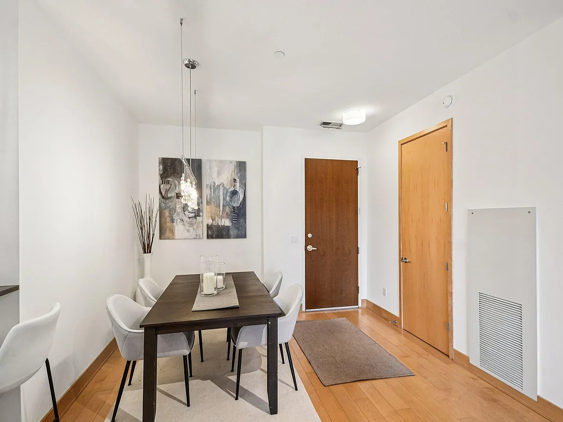 Minneapolis Signature Apartment